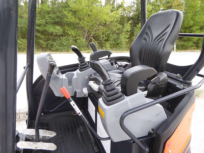 a522e4_0e336384fd9b4942b423bf7aa40aaa73mv2