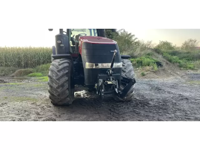 Tractor agrícola Case IH Magnum 310 CVX