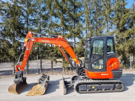 Kubota KX 04-4