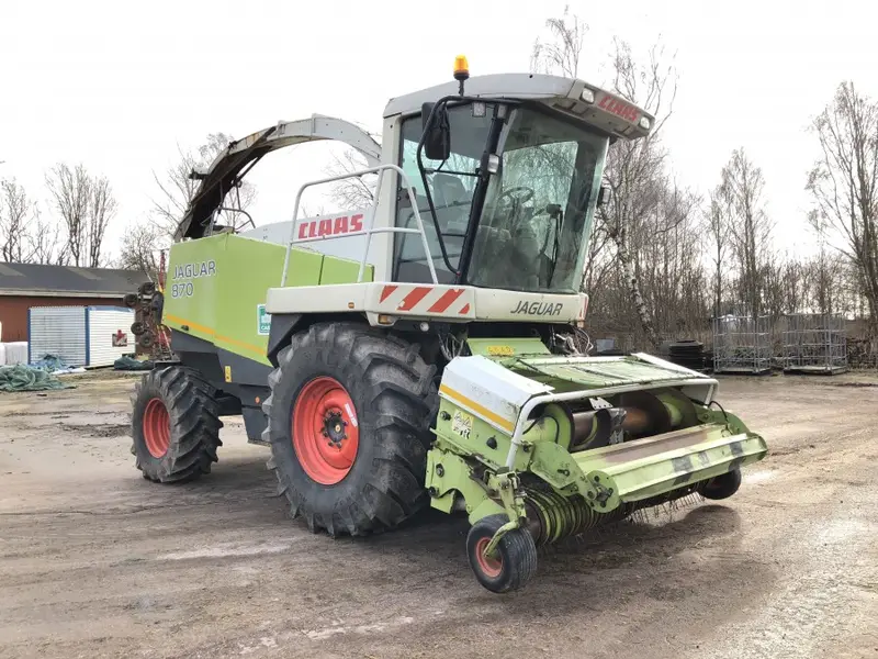 Maquinaria agrícola industrial para campo